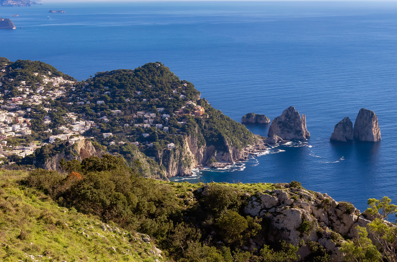 Adhara Princess 70 durante un tour privato verso Capri